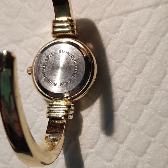 Macy Holiday Lane Women's Watch - Picture 5 of 8